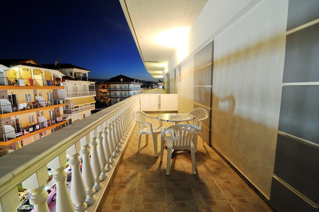 Hotel G.L. Paralia Katerinis Exterior photo